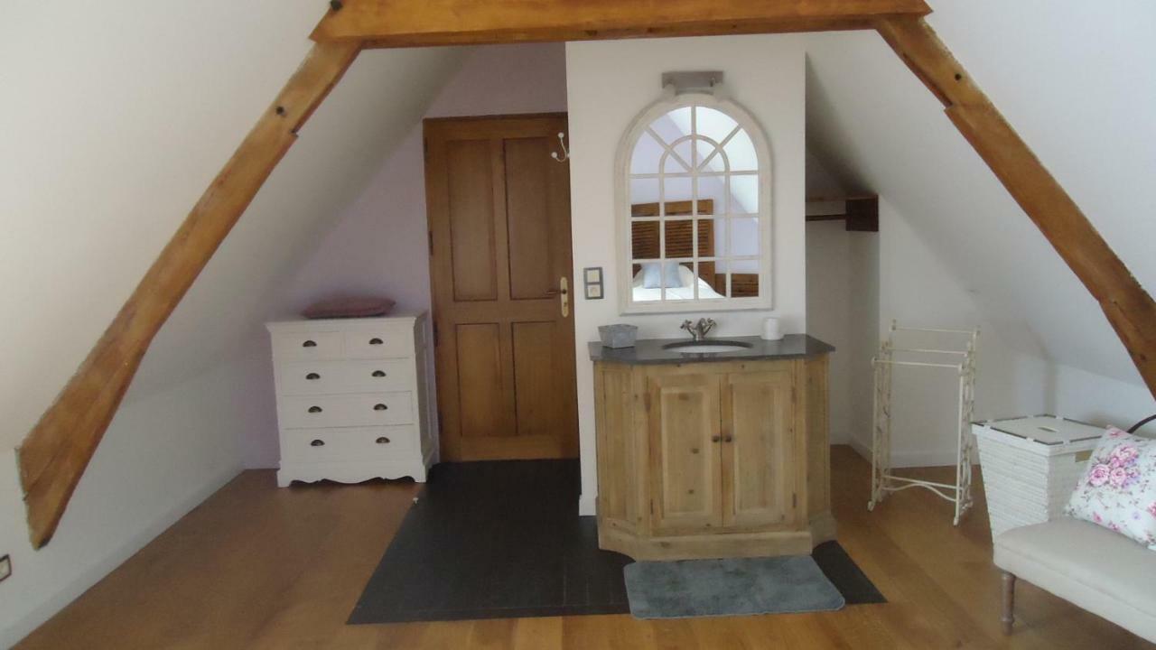 Au Grand Saule Villa Les Attaques Luaran gambar